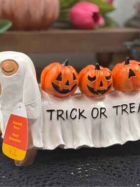 NEW Candy Corn Lane Ghost Dachshund Halloween Decor.